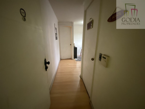 Departamento En Venta De 3 Dorm. En Macul