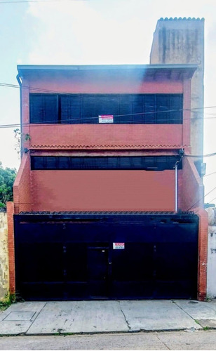 Edificio Comercial + Casa Anexa (paquete)