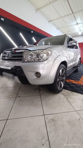 Toyota SW4 3.0 Srv 7l 4x4 5p