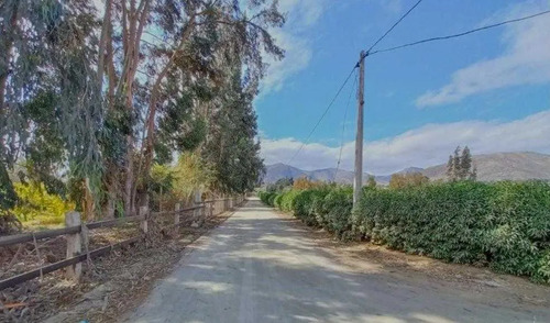 Terreno Amplio Con Potencial De Inversión (168485)