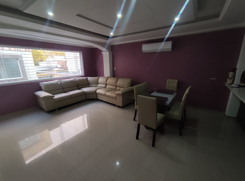Imagen 2 de 16 de En Venta Hermoso Duplex En Entrada De La Pedrera, Las Delicias Maracay 04243368365