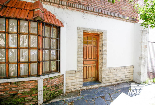 Casa En Venta 3 Amb Con Patio En Munro
