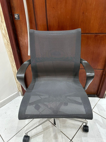Cadeira Herman Miller Setu .não Compra C Mercado Envios Grafite Mersh (Usado)