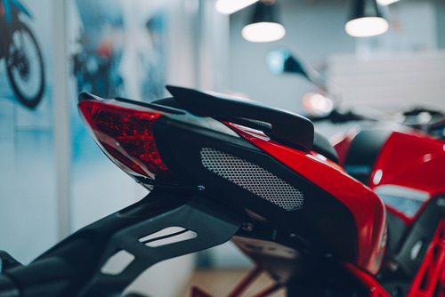 Benelli Tnt 150i Financia En 60 Cuotas Delcar Motos ®