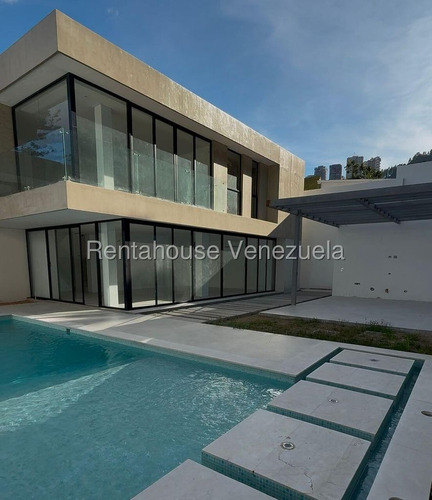 Ana Torres. Casa Dúplex En Venta 2518155 En Prados Del Este