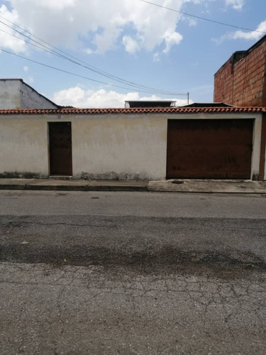 Beraca 006 Casa En Venta Piñonal, Maracay 