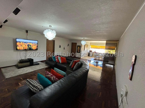 Hermoso Y Amplio Apartamento De 3 Hab En La Urb. Miranda Mls #24-5607