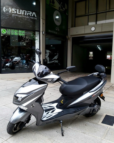 Imagen 1 de 20 de Moto Electrica Scooter Angers La Mas Veloz 85kmhora D