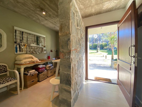 Imagen 14 de 30 de Casa En Venta Y Venta Punta Del Este, Rincón Del Indio, Espectacular Entorno En Barrio Privado