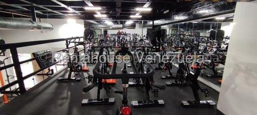 Local En Venta Prados Del Este Mls# 25-18208 Em