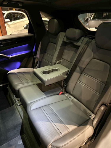 Porsche Cayenne E-Hybrid 3.0 V6 462cv