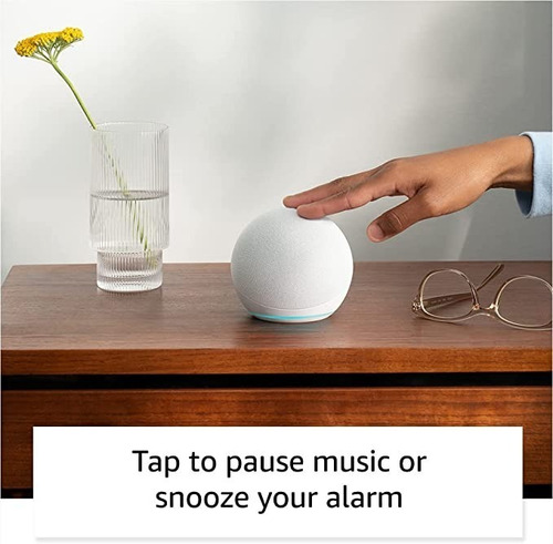 Imagen 3 de 6 de Amazon Echo Dot 5 Gen Asistente Virtual Alexa Glacier White