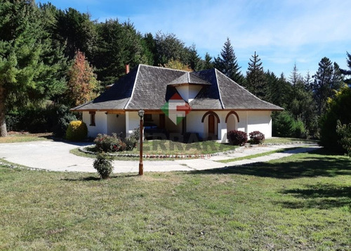 Venta Hermosa Casa En Km 24 De Bustillo, Lote 3000m2, Bariloche