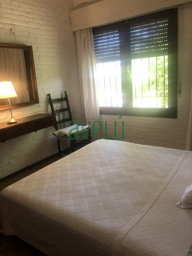 Hermosa Propiedad Con Vista Al Mar !!!!! Consulte!!!!!- Ref: 401