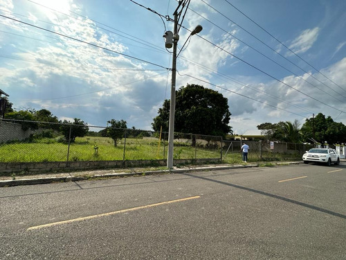 Guayabal Próximo A La Autopista Duarte Terreno Excelente Para Proyecto De Casas O Aptos Consta De 6,242.09m2. A 4,500 Pesos Por Metros