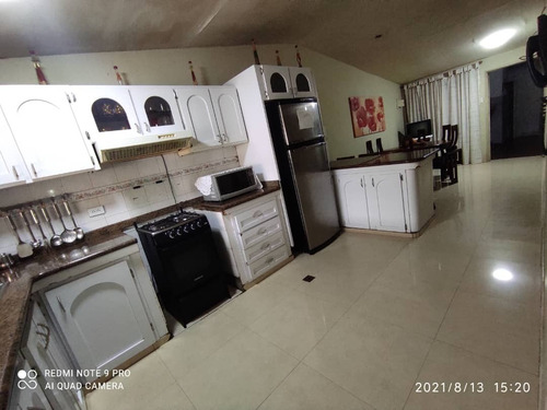 Imagen 6 de 12 de Vendo Comoda Y Hermosa Casa En Urb. Las Delicias. 04243252273