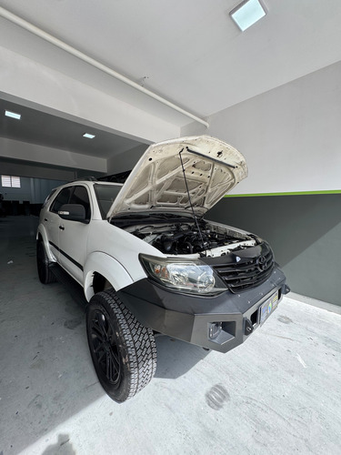 Toyota Hilux SW4 2.7 Sr 5l 4x2 Flex Aut. 5p