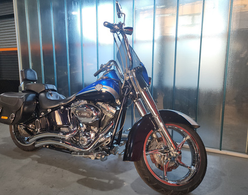 Harley Davidson Cvo Softail Convertible
