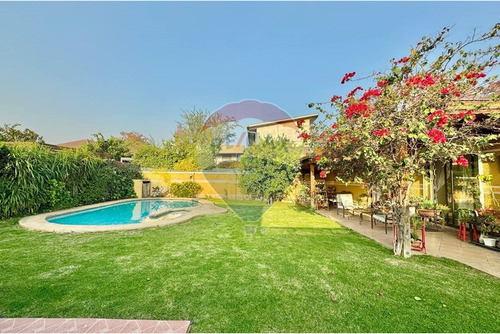Amplia Casa Ñuñoa 4d Gran Jardin Y Piscina