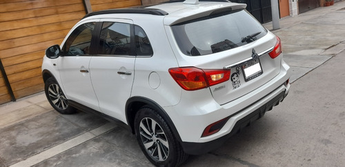 Imagen 7 de 14 de Mitsubishi Asx Automática Secuencial 2017