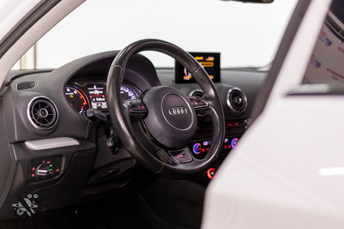 Audi A3 Sedan 2.0 Tfsi Ambition S-tronic 4p