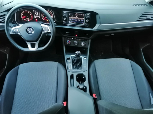 Imagen 9 de 11 de Volkswagen Jetta 2019 Trendline