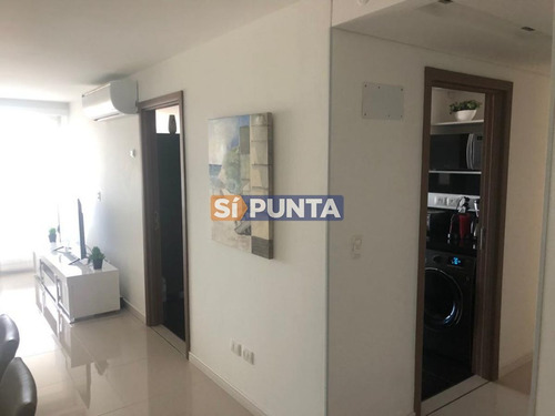 Imagen 7 de 10 de Alquiler De Apartamento A 150 Metros Del Mar.