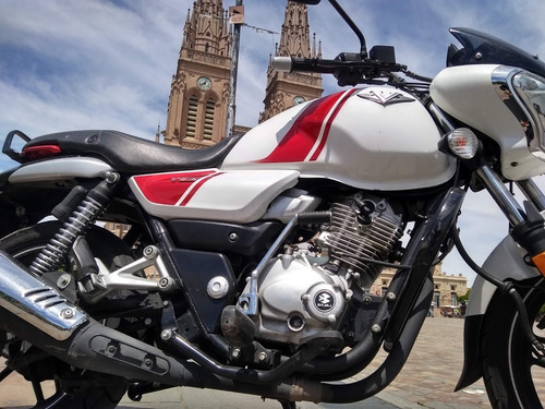 Bajaj V15 2018 La Mejor Autonomia