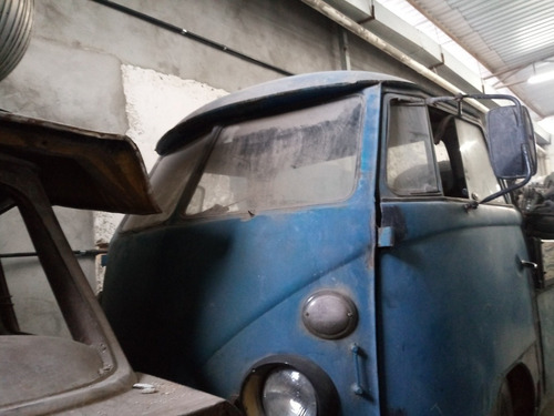 Volkswagen Kombi Cabrita 1968