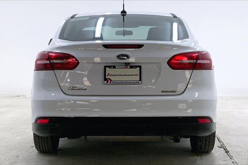 Imagen 4 de 25 de Ford Focus 4 Pts S, At, A/ac, R-15