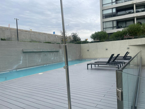 Se Vende Moderno Y Luminoso Departamento, Dos Años De Uso.
