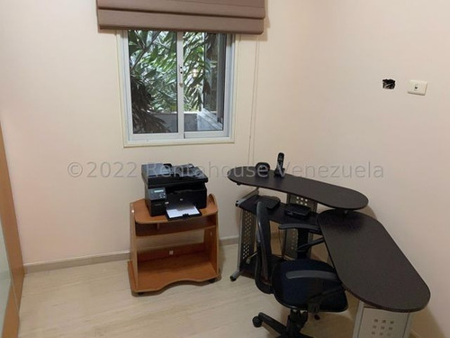 Imagen 2 de 13 de Apartamento En Alquiler Campo Alegre 22-19312 Eva Castillo 0414.306.72.20