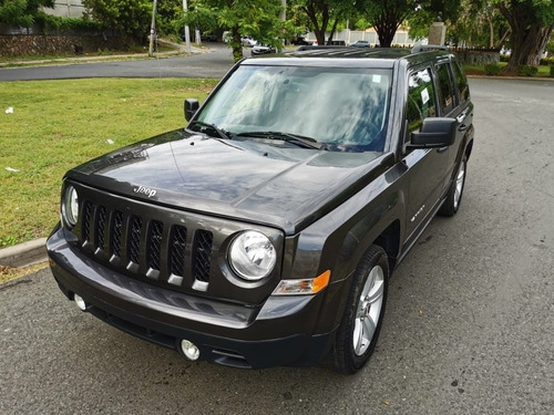 Imagen 1 de 10 de Jeep Patriot Americana