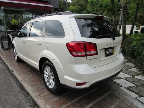 Dodge Journey Sxt Fi Cc2400 Triptonica 4x2 7 Puestos 173hp
