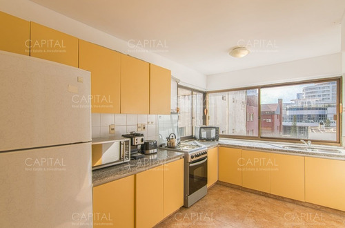 Imagen 7 de 14 de Apartamento De Tres Dormitorios En Primera Fila De Playa Mansa, Punta Del Este - Punta Del Este Mansa