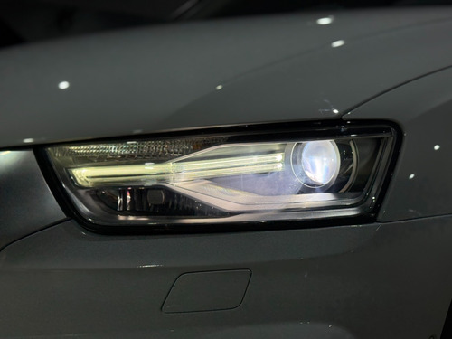Audi Q3 Q3 1.4 TFSI Ambiente S Tronic (Flex)