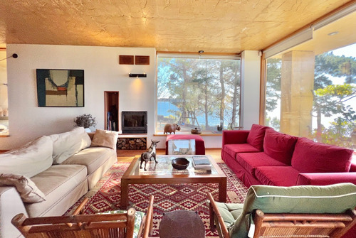 Excelente Casa En Venta Con Vistas Impresionantes, Zapallar