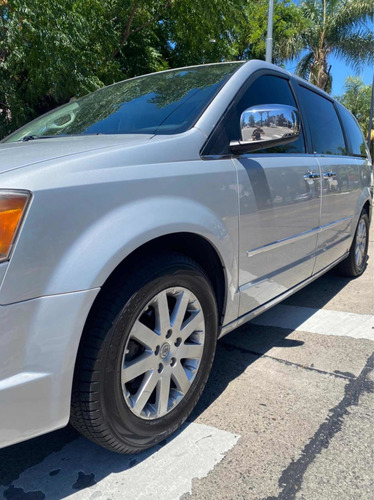 Chrysler Town & Country 2010 3.8 Limited Atx