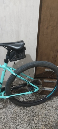 Imagen 2 de 10 de Bianchi Magma