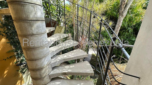 Casa En Alquiler En La Trinidad 25-13364 K.f