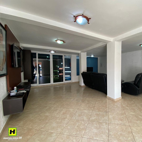 Imagen 3 de 14 de En Venta Amplia Casa Con Piscina Privada En Playuela Tucacas