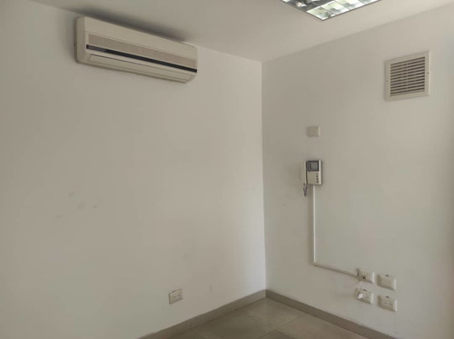 Imagen 7 de 15 de La Trinidad Casa Para Oficina O Comercio En Alquiler