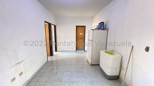Edificio En Venta En Centro Barquisimeto Lara -- %%m-c-t%% Cod. 23 Guion 9 3 4 3