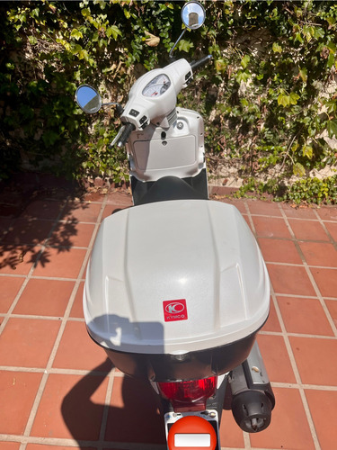 Kymco Like 125 - Titular Completa Un Caño