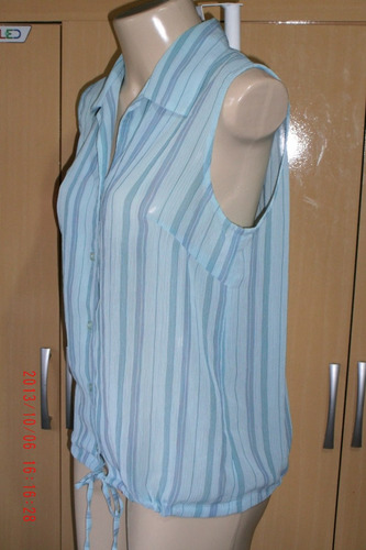 Linda Camisa Em Crepe ( Fem) Tam; M R$ 25,00 (Usado)