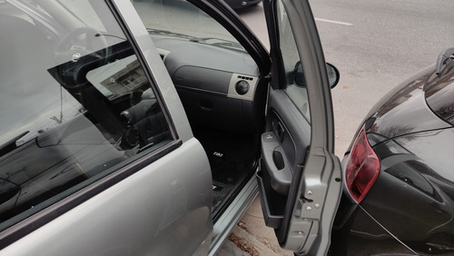 Imagen 14 de 16 de Fiat Palio 2014 1.4 Fire Pack Seg.
