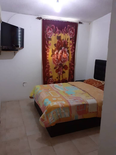 Imagen 9 de 13 de R.o En Venta Hermosa Y Cómoda Casa En Urbanización El Tamarindo, Barcelona