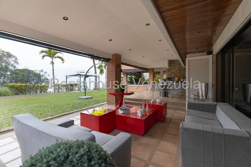 Casa En Venta En Alto Hatillo Caracas Jardin Vista Panoramica Angela Tochon