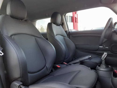 Mini Cooper 1.6 16v 2p