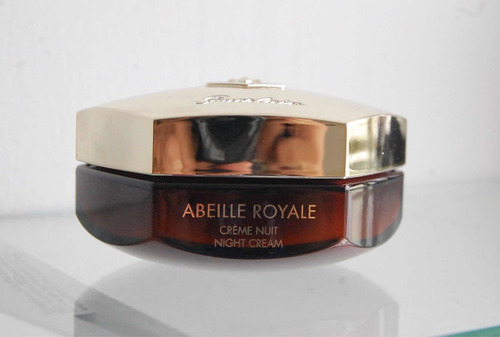 Imagen 1 de 2 de Crema De Noche Abeille Royale Guerlain